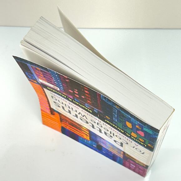 Patterns for College Writing Rhetorical Reader Guide Laurie G. Kirszner 15th ed - Picture 3 of 15